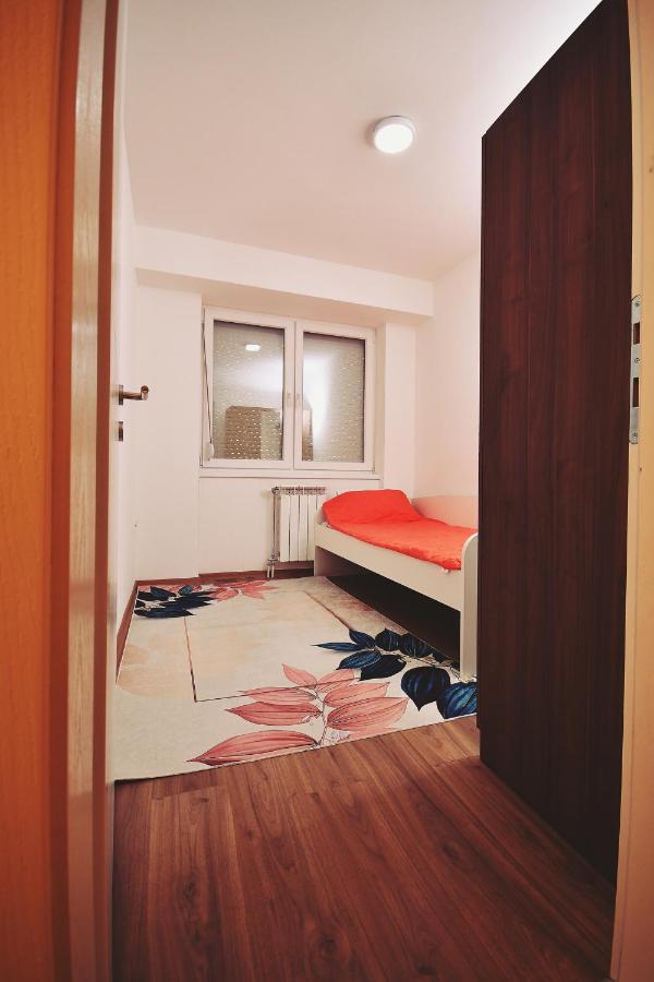 Skopje Apartments Near Central Bus Station Jk Apartments Esterno foto